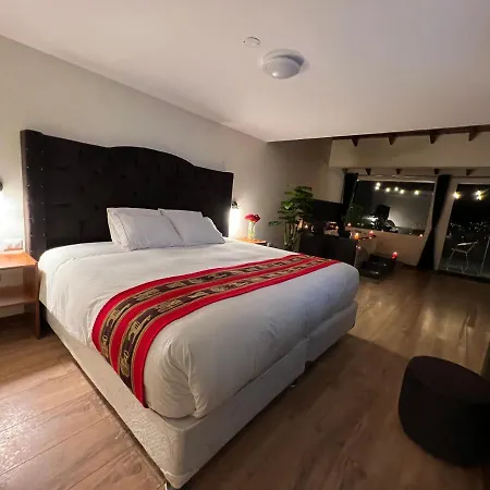 The Balcony Hotel